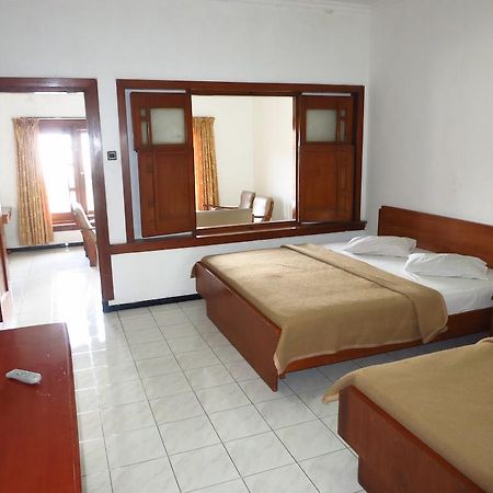 Hotel Selecta Batu  Esterno foto