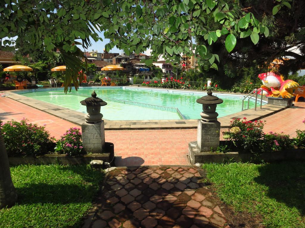 Hotel Selecta Batu  Esterno foto