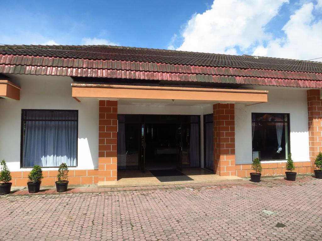 Hotel Selecta Batu  Esterno foto
