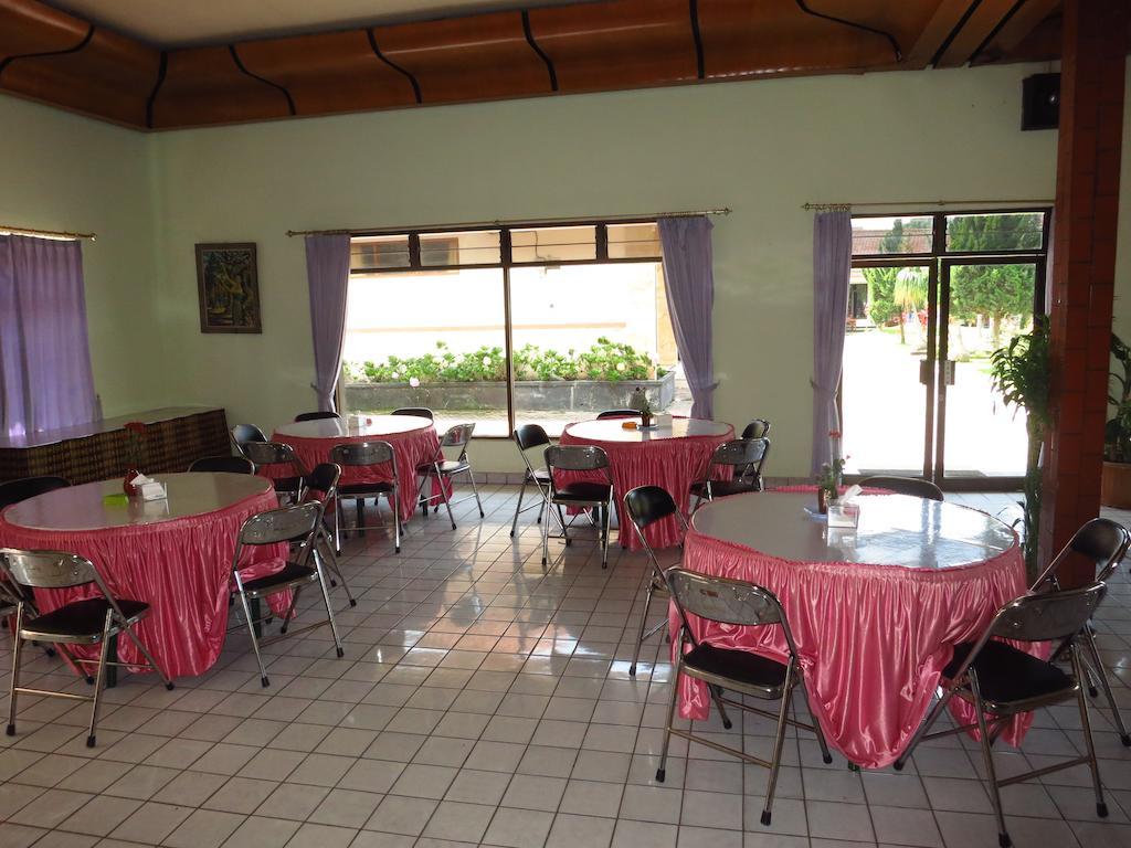 Hotel Selecta Batu  Esterno foto