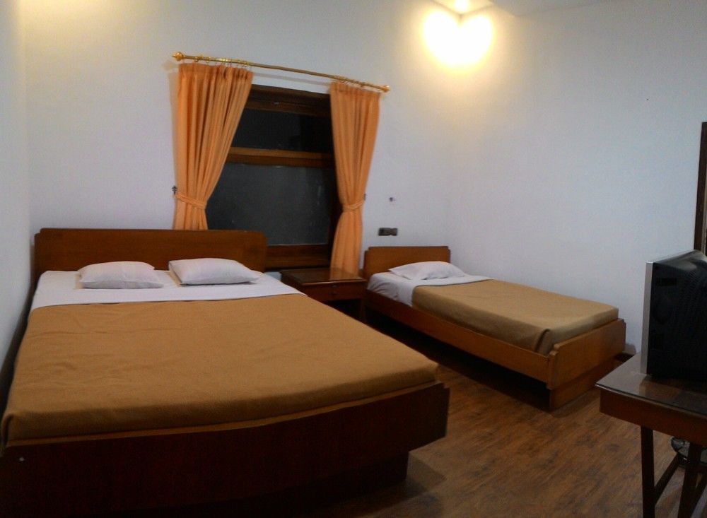Hotel Selecta Batu  Esterno foto