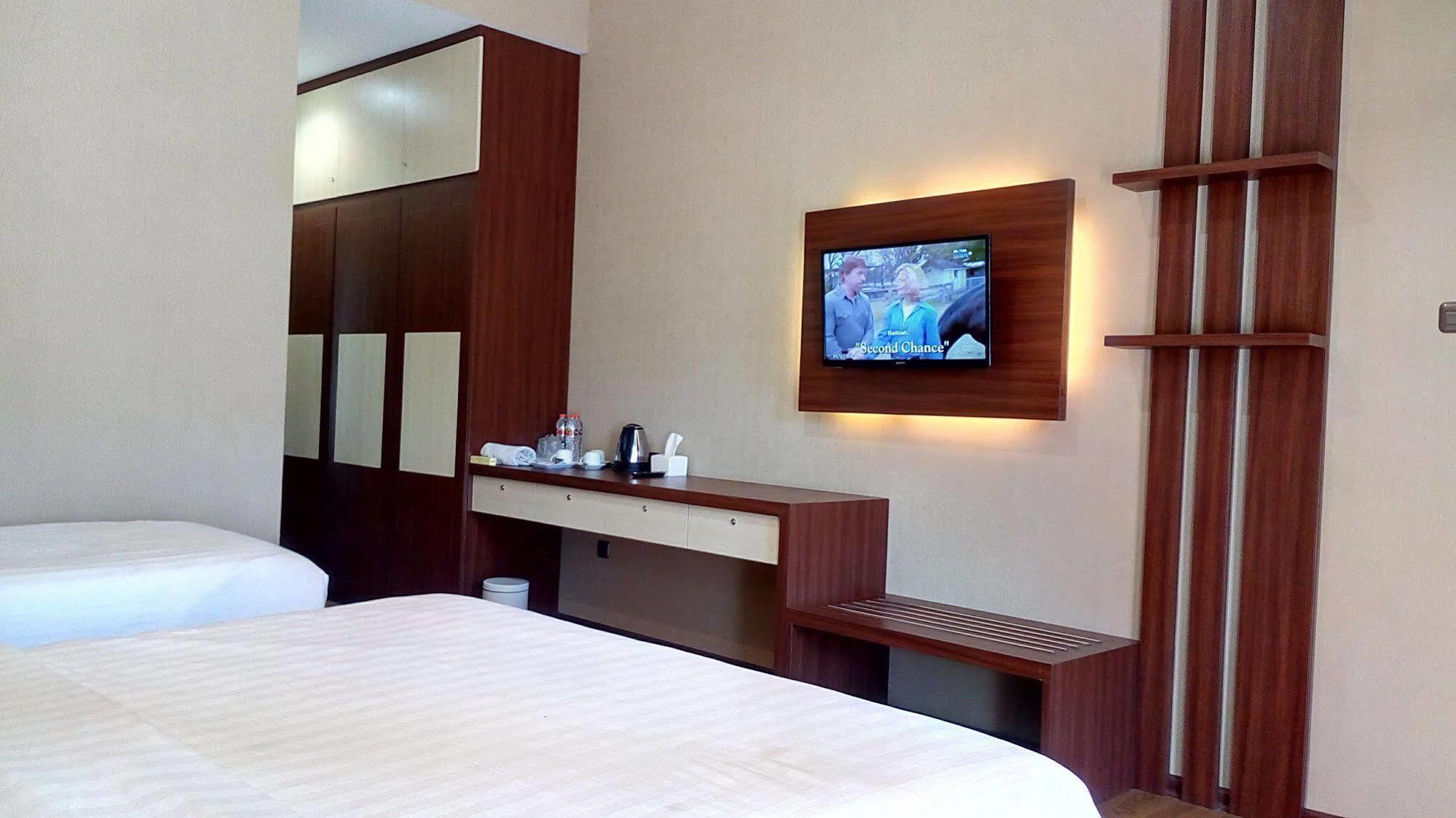 Hotel Selecta Batu  Esterno foto