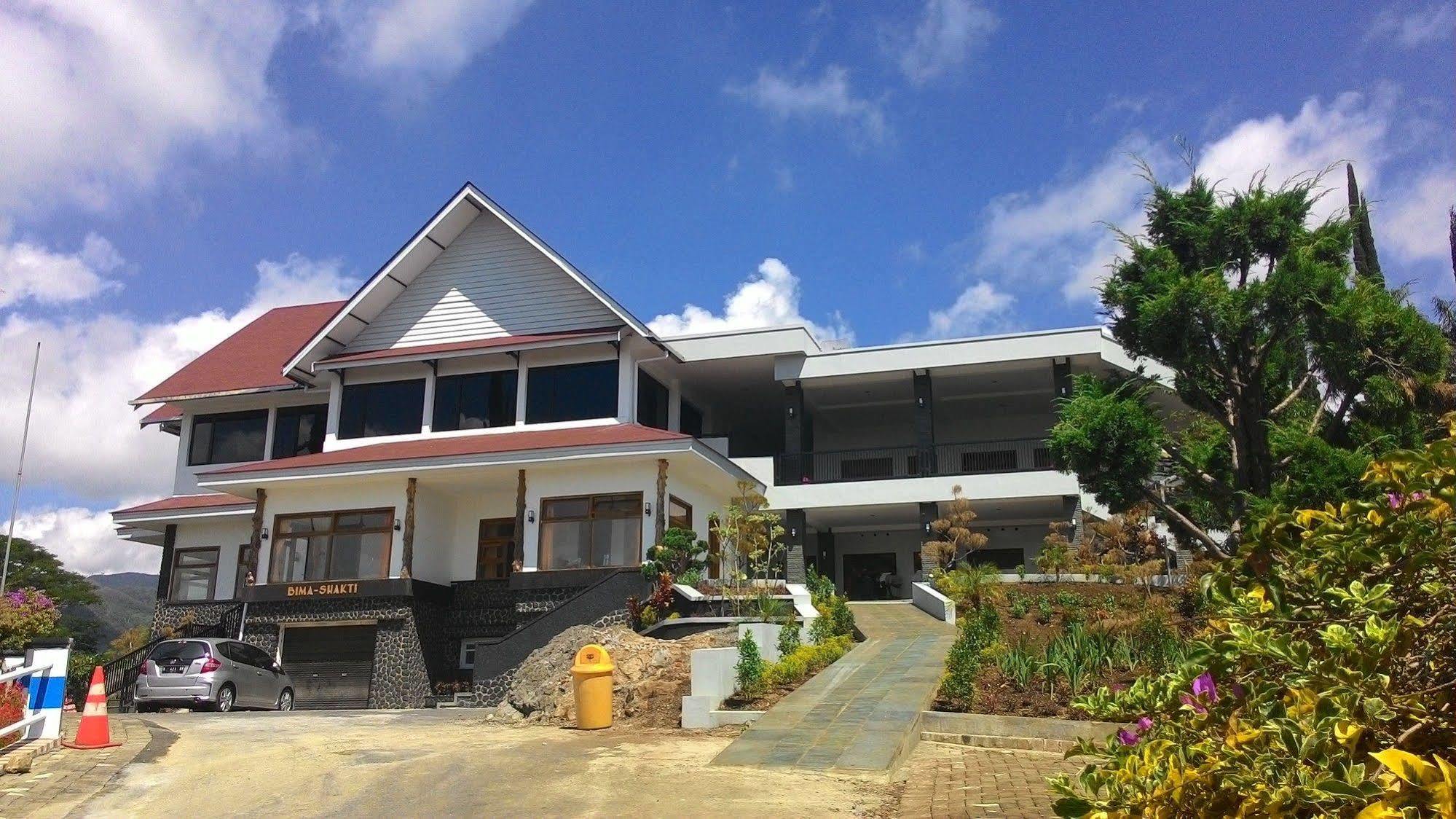 Hotel Selecta Batu  Esterno foto